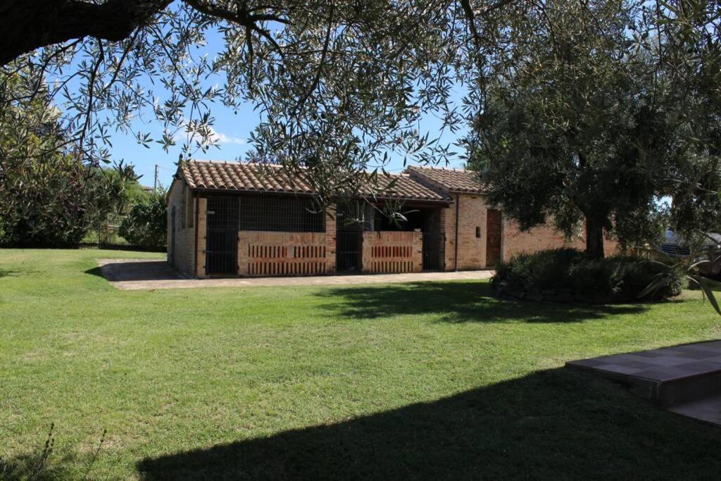 Casa Kikenda, Viaggio Nella Natura Treia Eksteriør billede